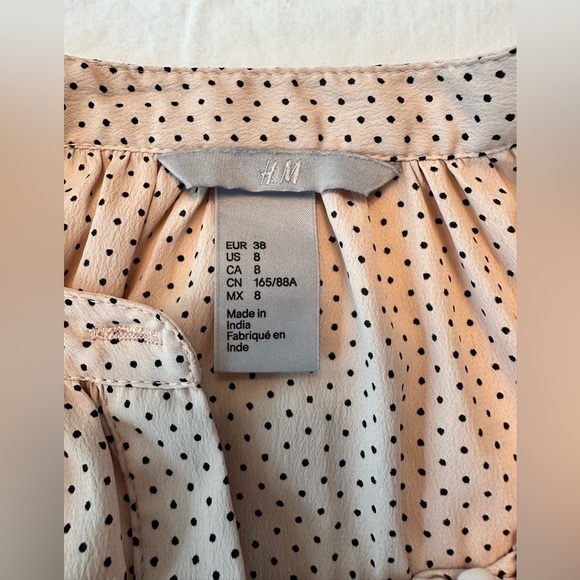 🎉H&M Lightweight Pale Pink With Tiny Black Polka-Dots Long Sleeve Blouse Size 8 - Picture 4 of 13